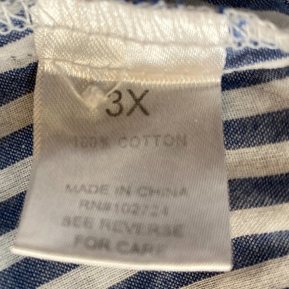 📌Hester & Orchard Classic Striped Button down Blouse with Roll up sleeves - Picture 14 of 16